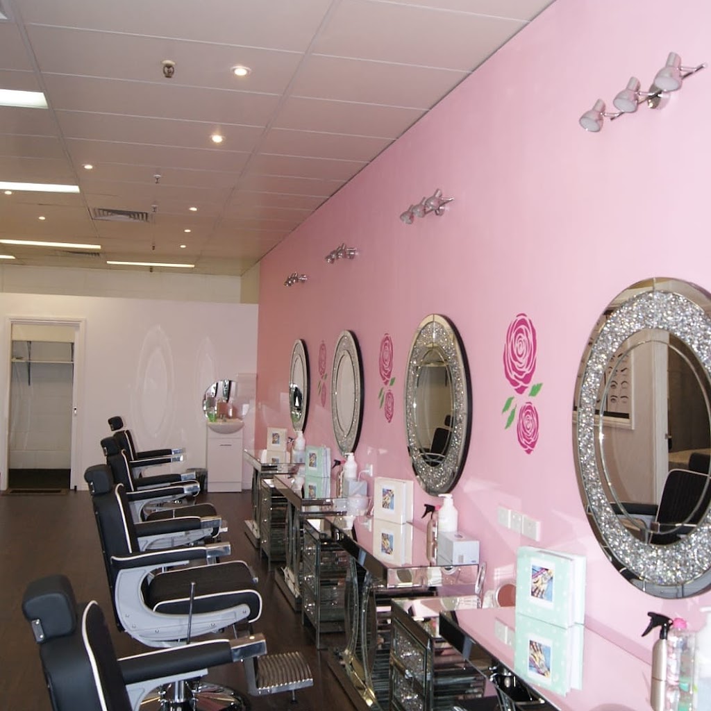 Unique Beauty Hub - Melton | beauty salon | Unit 1/4 Ravida Ave, Melton West VIC 3337, Australia | 0490414504 OR +61 490 414 504