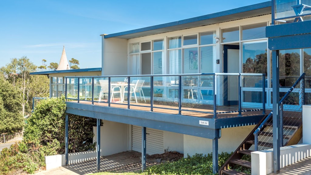 Surfs Up Apartment - Victor Lifestyle Properties | 2/10 Adare Ave, McCracken SA 5211, Australia | Phone: (08) 8278 6685