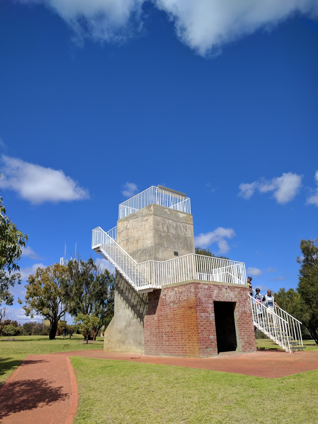 Wireless Hill Lookout | park | Ardross WA 6153, Australia