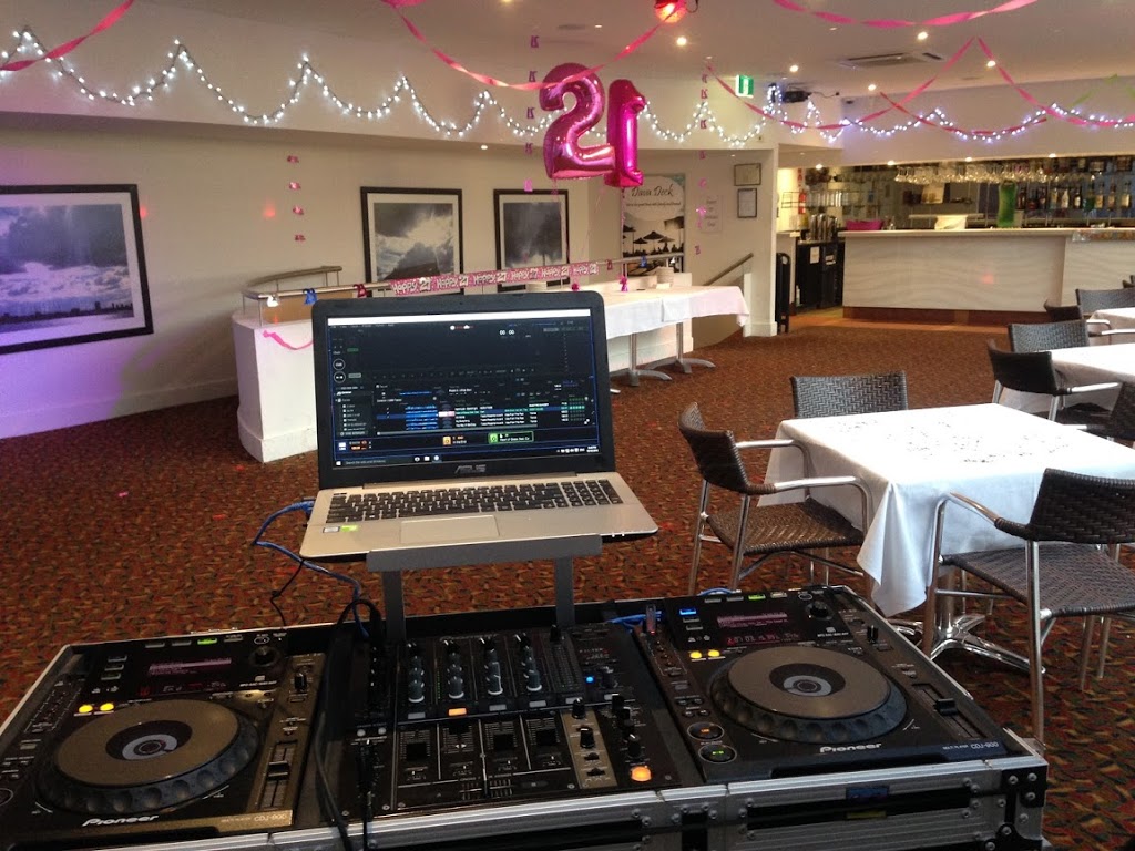 DJ Dean - Mornington Peninsula DJ Hire | Mornington Peninsula, 5 Suffolk Cres, Mount Martha VIC 3934, Australia | Phone: 0411 042 515