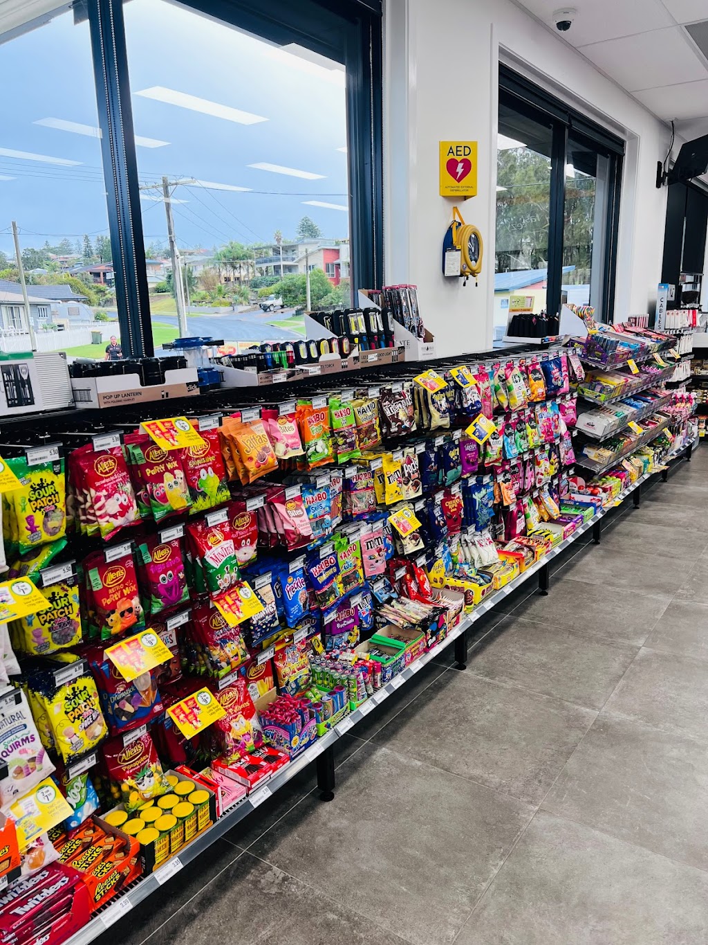 Ultra Tuross Head | 36 Evans Rd, Tuross Head NSW 2537, Australia | Phone: (02) 4473 8574