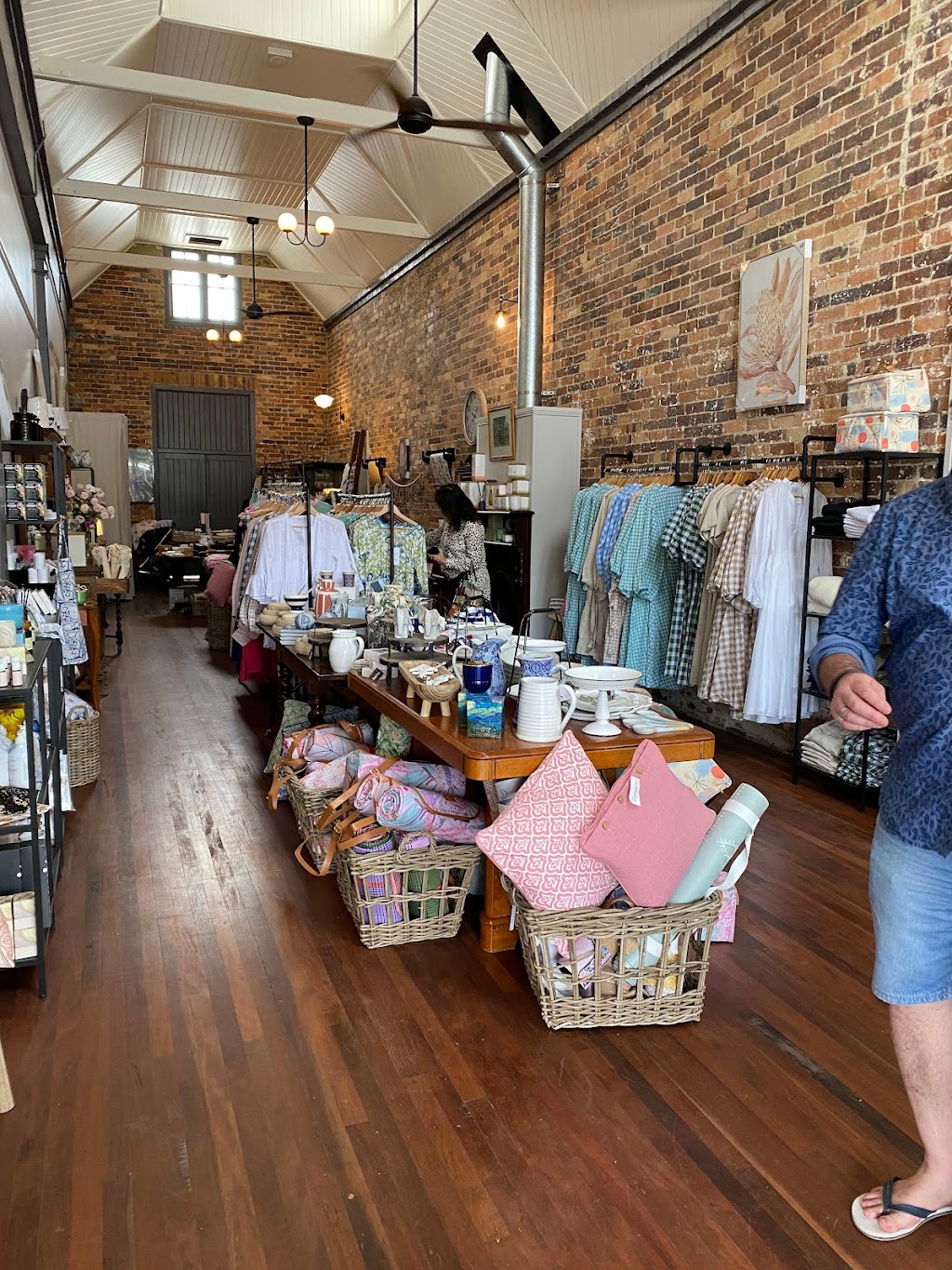 High Country Collective | 1 Thallon St, Crows Nest QLD 4355, Australia | Phone: 0429 340 722