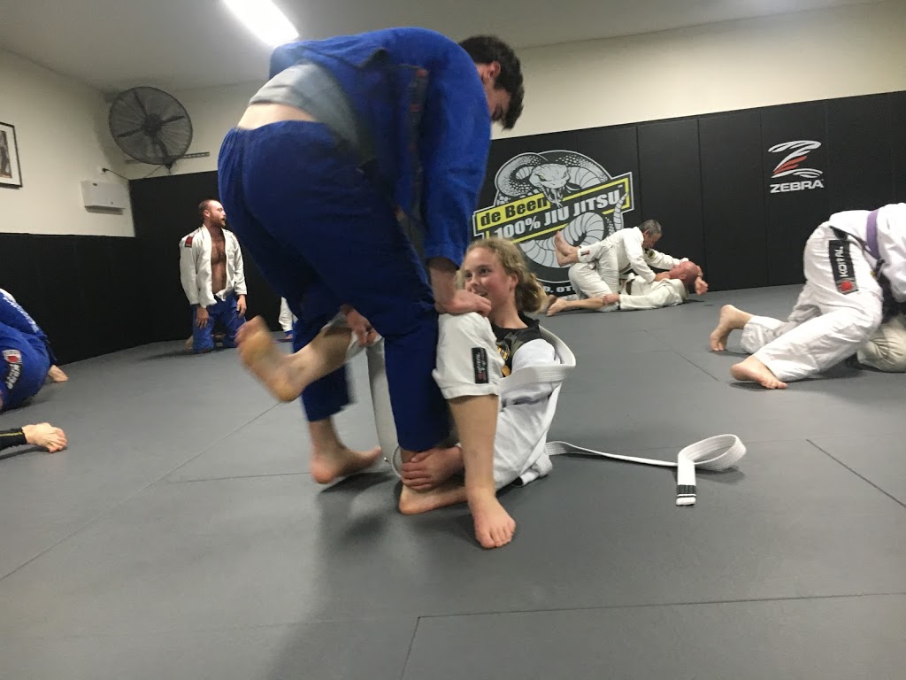 de Been 100% Jiu Jitsu - Torquay | health | Shop 13 Surf City Plaza, Torquay VIC 3228, Australia | 0411614476 OR +61 411 614 476