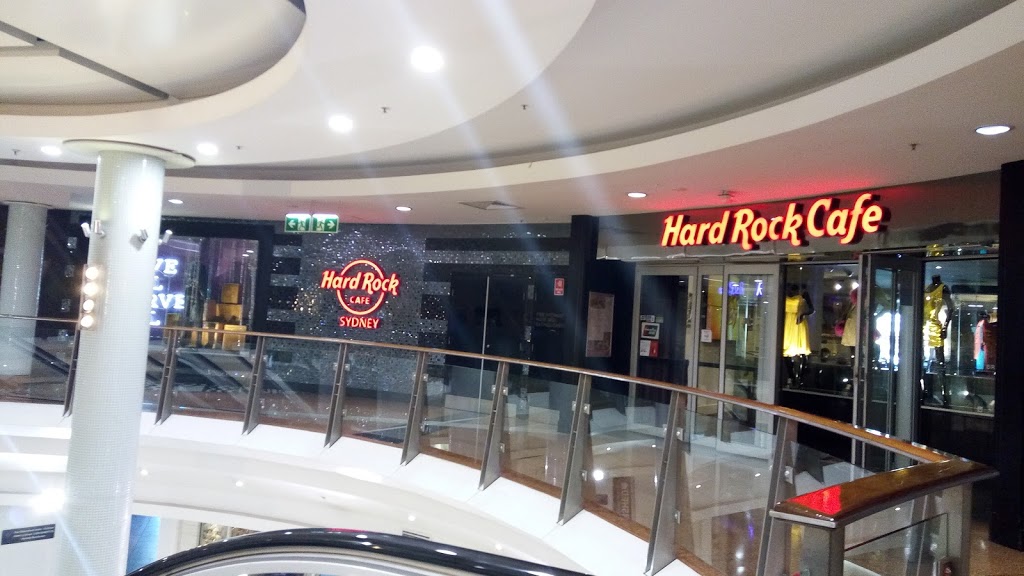 Hard Rock Cafe | restaurant | 2-10 Darling Dr, Harbourside Shopping Centre, Darling Harbour, Sydney NSW 2000, Australia | 0292800077 OR +61 2 9280 0077