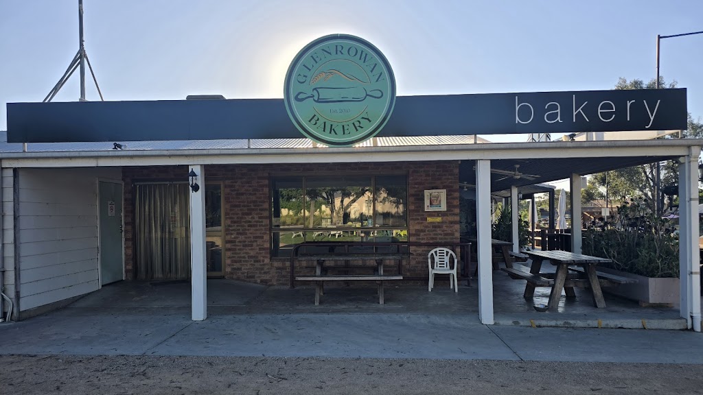 Glenrowan Bakery | Unit 3/34 Gladstone St, Glenrowan VIC 3675, Australia | Phone: (03) 5766 2111