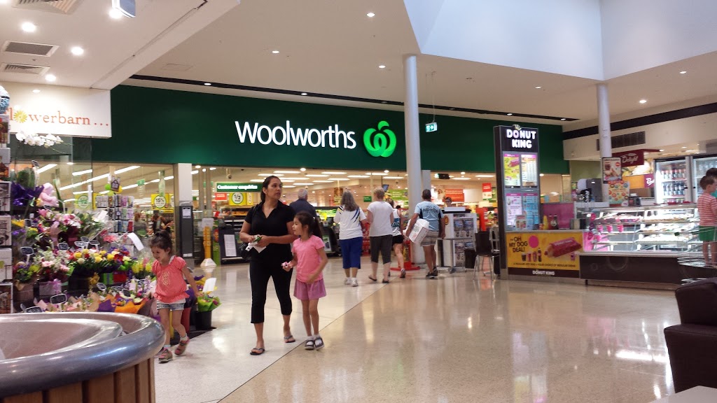 Woolworths Bateau Bay | supermarket | Charter Hall Square, 12 Bay Village Rd, Bateau Bay NSW 2261, Australia | 0243439704 OR +61 2 4343 9704