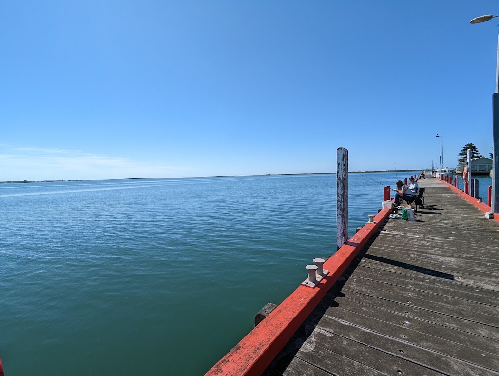 Port Albert Fresh Seafoods | 40 Wharf St, Port Albert VIC 3971, Australia | Phone: 0498 659 005