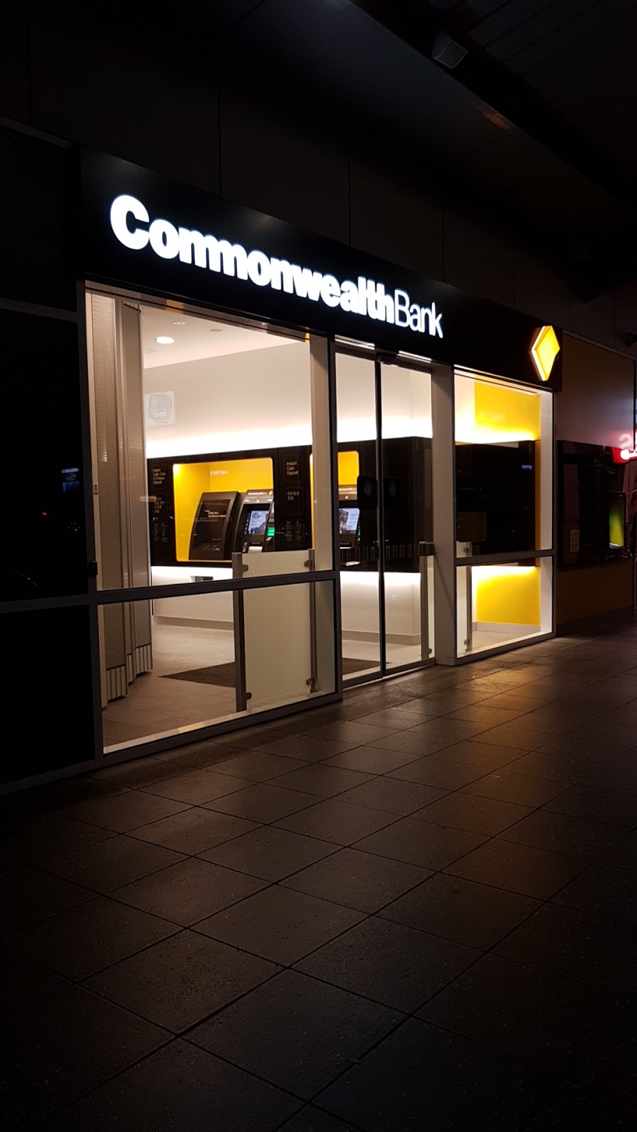 Commonwealth Bank | bank | Shop 16/17 One Shopping Centre Cnr Blackburn Road and Burwood, Burwood Hwy, Burwood East VIC 3151, Australia | 0398089988 OR +61 3 9808 9988