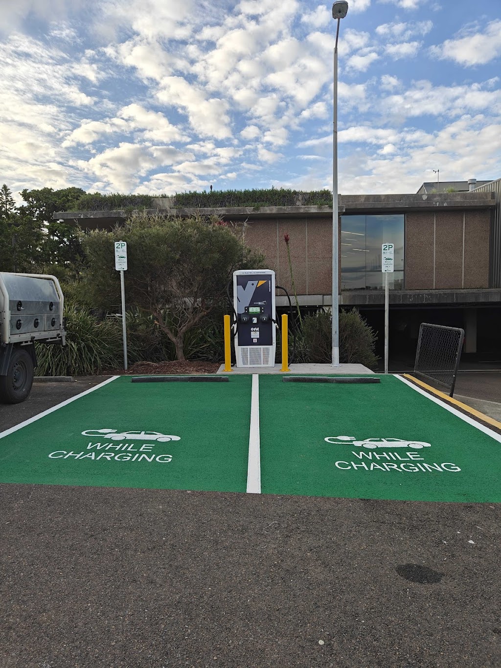Evie Charging Station | 2 Coast Hospital Rd, Little Bay NSW 2036, Australia | Phone: 1300 463 843