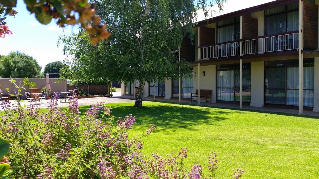 Coonawarra Motor Lodge | lodging | 118 Church St, Penola SA 5277, Australia | 0887372364 OR +61 8 8737 2364