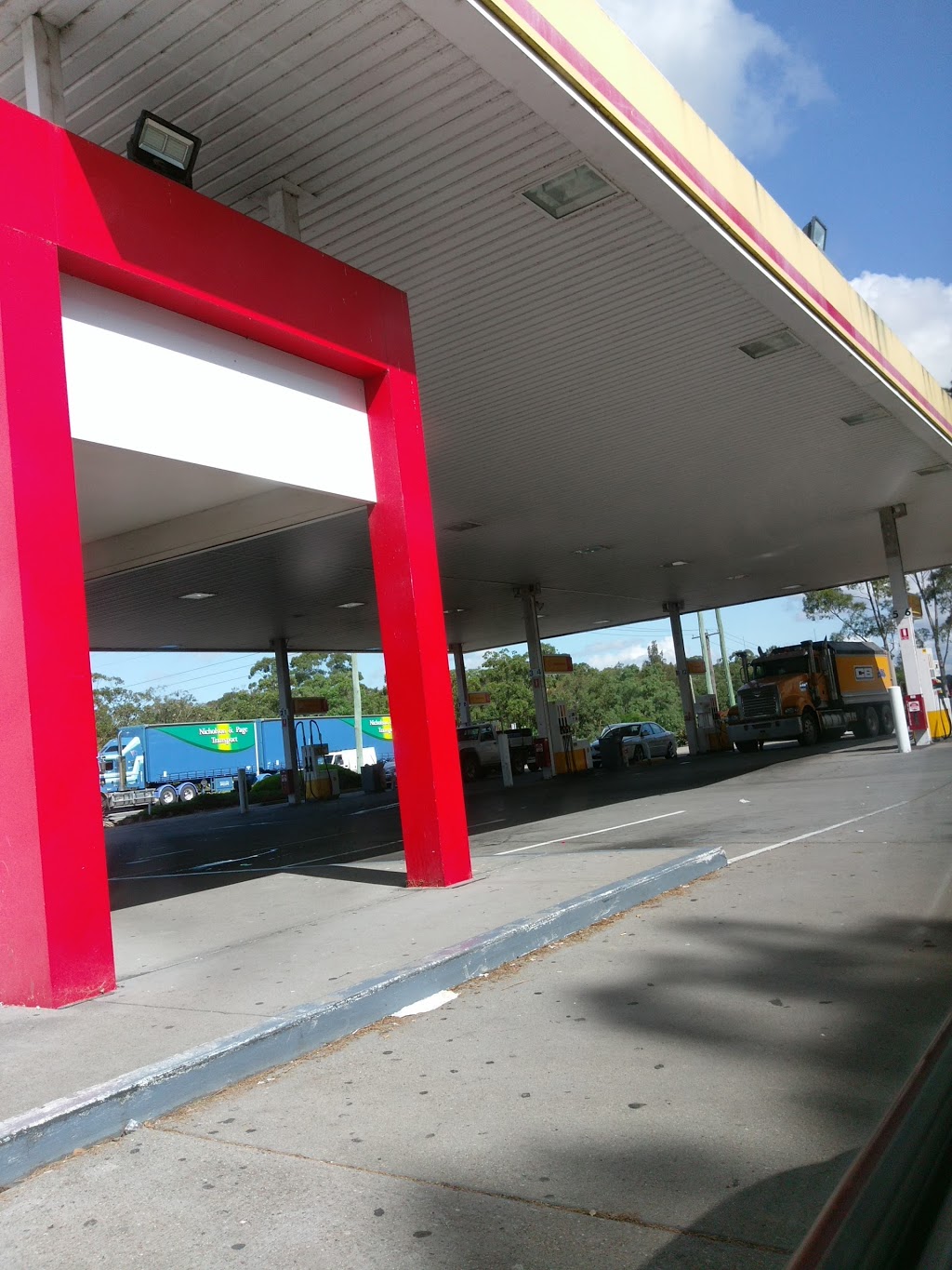 Coles Express | gas station | 2137 Pacific Hwy, Motto Farm NSW 2324, Australia | 0249873155 OR +61 2 4987 3155