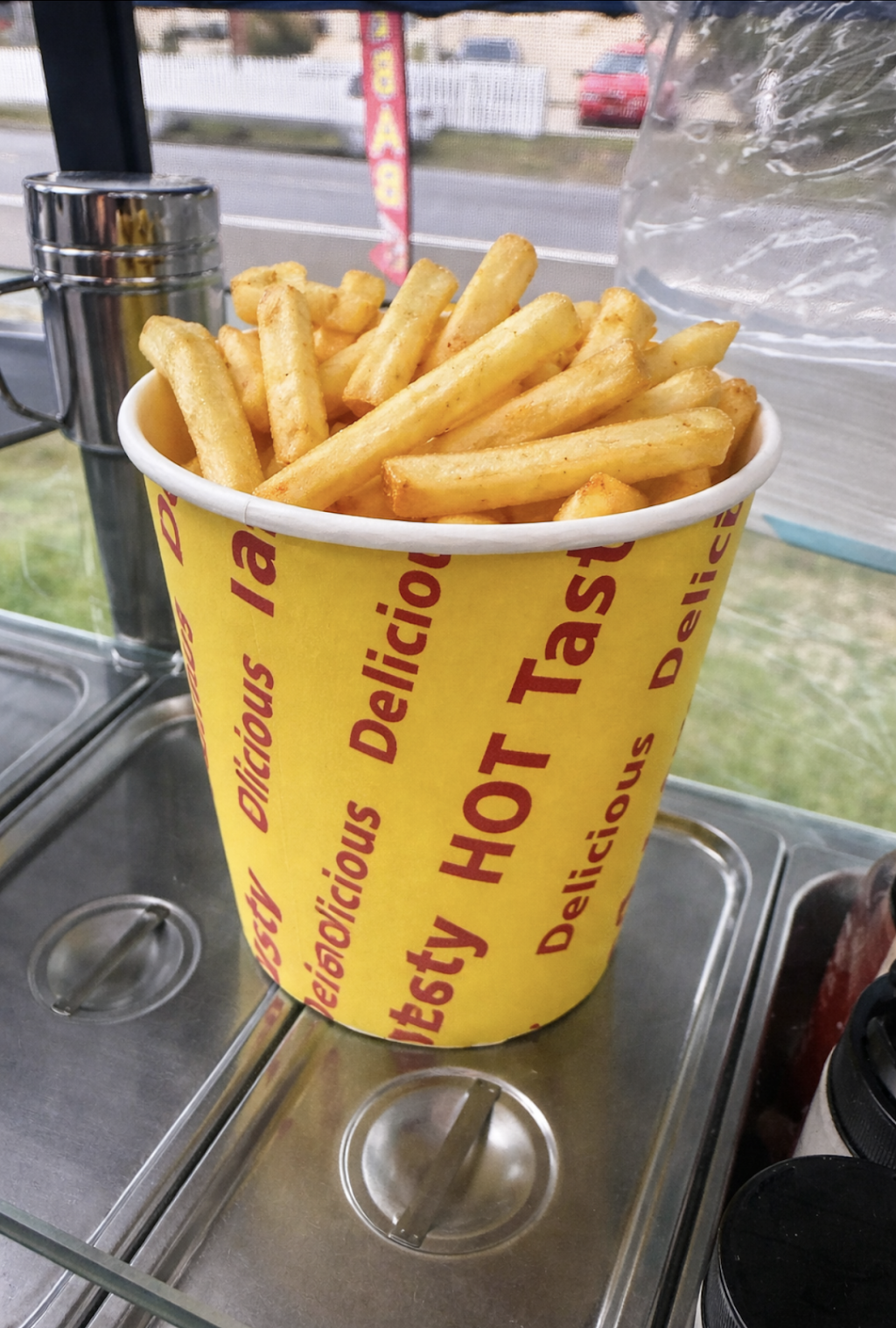 RoadSide Takeaway | 98 Wingham Rd, Taree NSW 2430, Australia | Phone: 0483 856 326