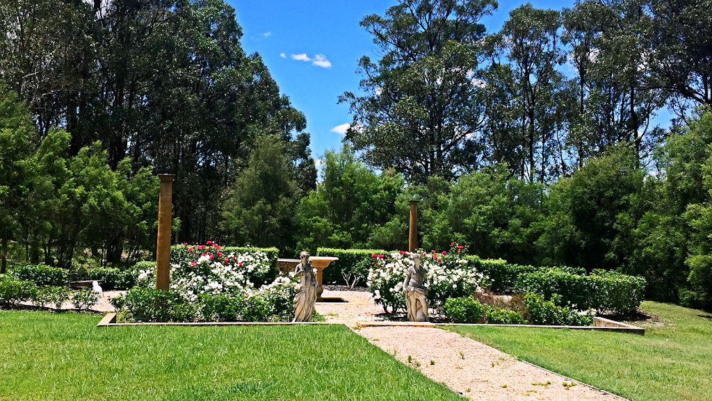 Villa Provence | lodging | 132 Gillards Rd, Pokolbin NSW 2320, Australia | 0428943046 OR +61 428 943 046