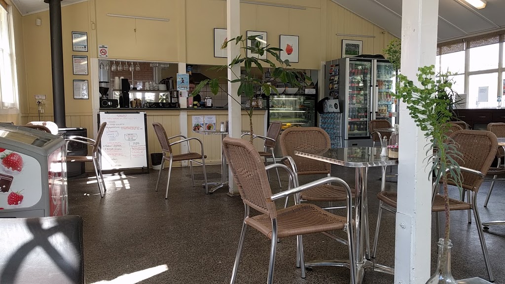 Yarra Edge Cafe | cafe | Yarra Bend Rd, Fairfield VIC 3078, Australia | 0392698907 OR +61 3 9269 8907