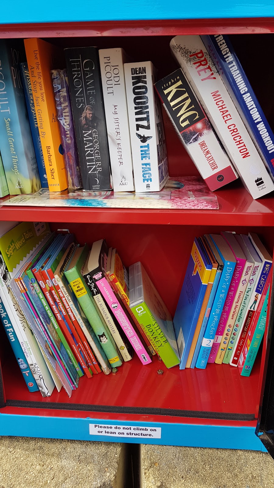 Little Seuss Street Library | 77 Hugh McKay Cres, Dunlop ACT 2615, Australia