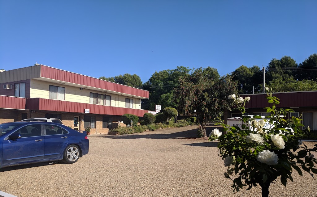 Camellia Motel | lodging | 80 Newell Hwy, Narrandera NSW 2700, Australia | 0269592633 OR +61 2 6959 2633