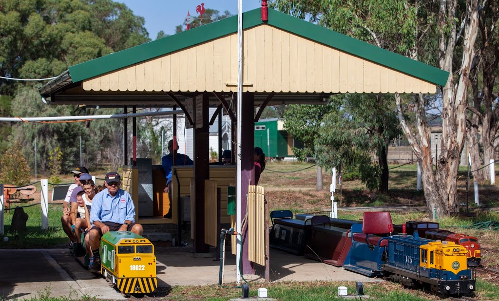 Quirindi Village Miniature Railway | tourist attraction | 15 Borambil Rd, Quirindi NSW 2343, Australia | 0267461711 OR +61 2 6746 1711