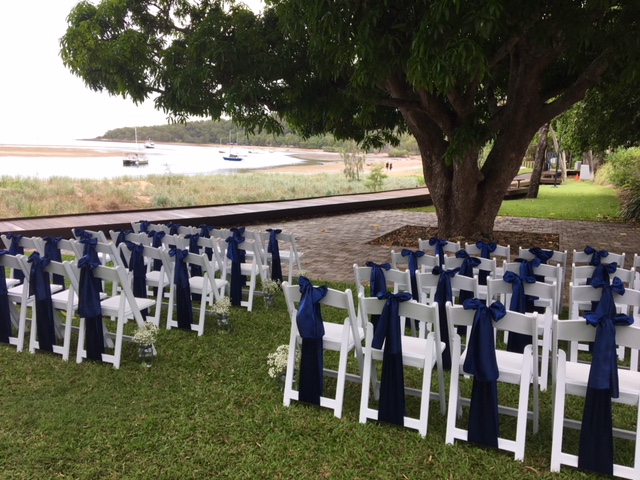 1770 Weddings | 40 Captain Cook Dr, Agnes Water QLD 4677, Australia | Phone: 0412 439 077