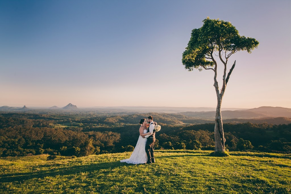 Christina Robyn Photography | 300 Bishop Rd, Beachmere QLD 4510, Australia | Phone: 0423 673 617