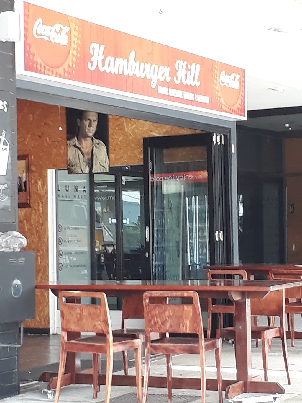 Hamburger Hill | restaurant | 9/241 W Coast Hwy, Scarborough WA 6019, Australia | 0892046675 OR +61 8 9204 6675