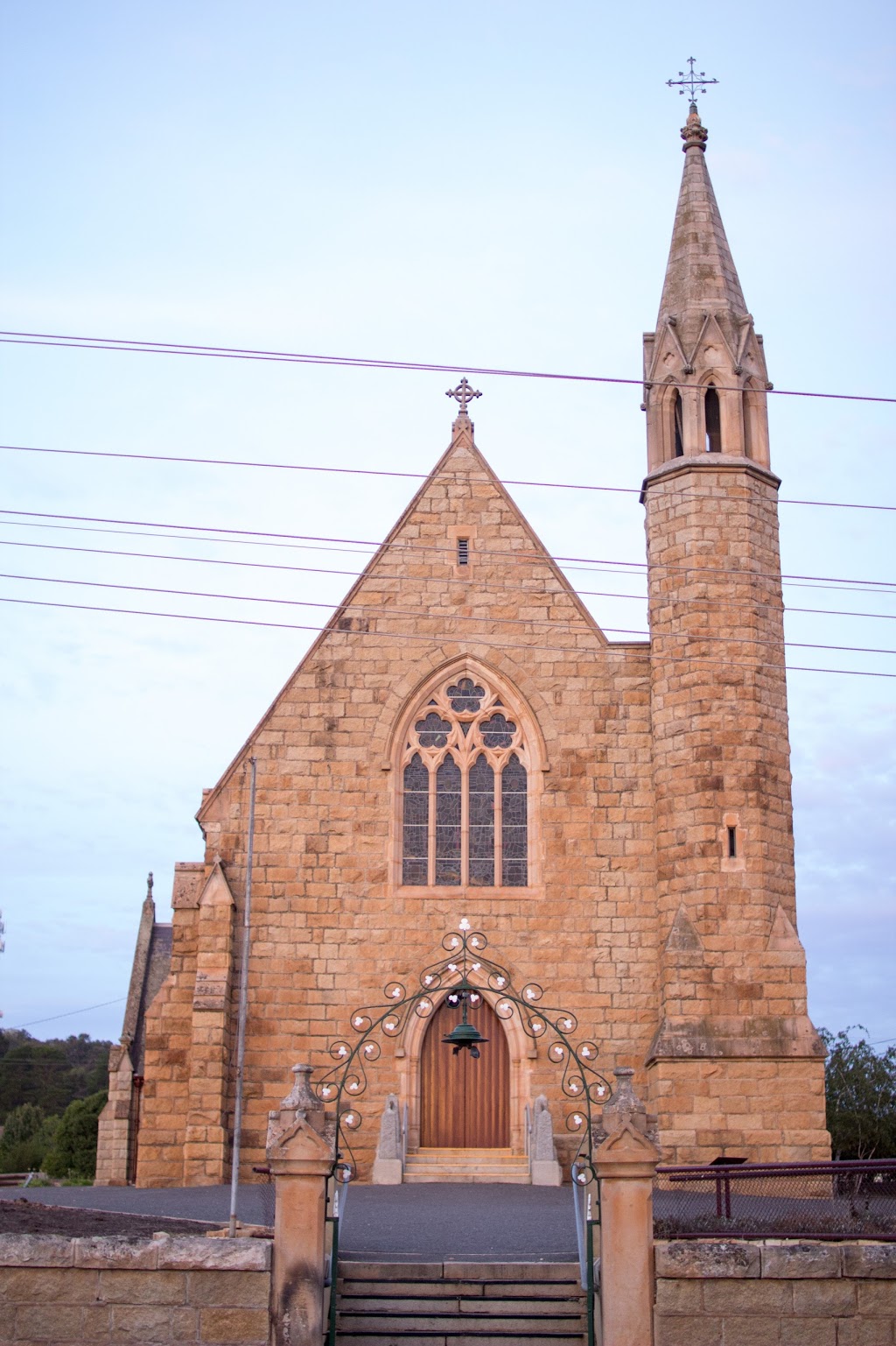 Catholic Diocese of Ballarat | church | 33 Patrick St, Stawell VIC 3380, Australia | 0353581119 OR +61 3 5358 1119