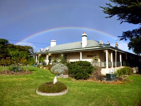 Seaview Lodge | lodging | Lot 3 Cape Willoughby Road, Penneshaw SA 5222, Australia | 0885531132 OR +61 8 8553 1132