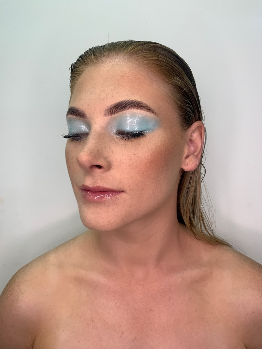 Makeup By Courtney Leigh | 31 The Acres Way, Tahmoor NSW 2573, Australia | Phone: 0431 912 001