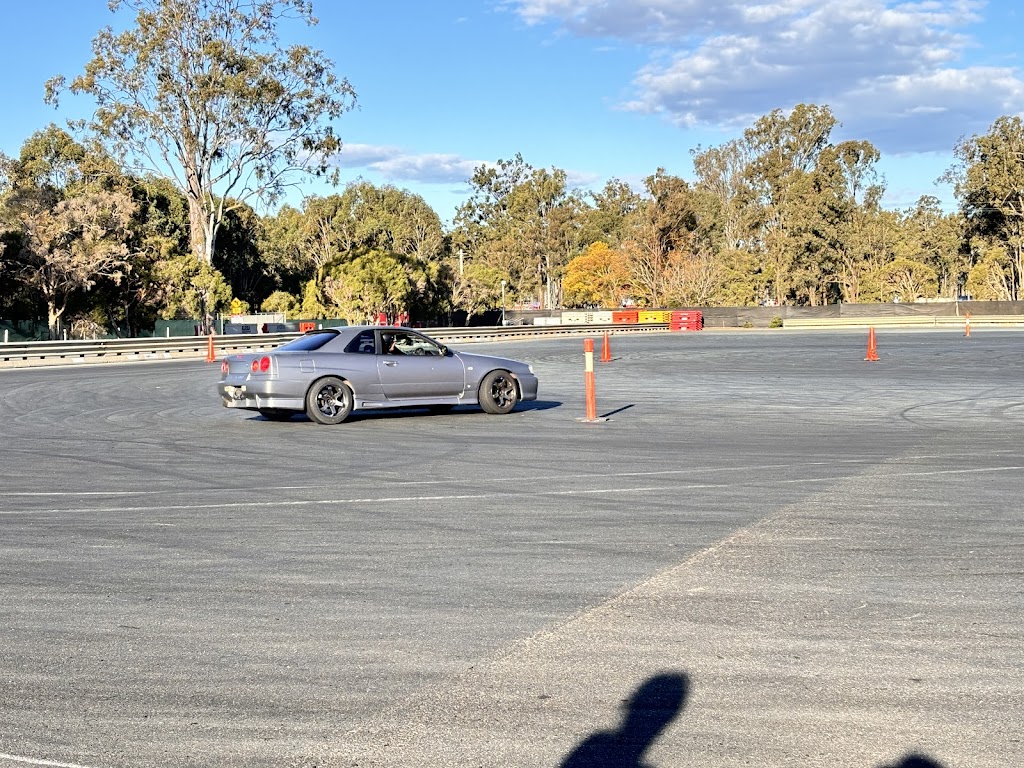 Elanga Charging Station | 133 Champions Way, Willowbank QLD 4306, Australia | Phone: (07) 2800 7570