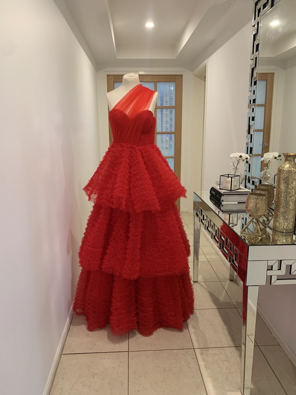 Local Fashion House | 42 Ellendale St, Rowville VIC 3178, Australia | Phone: 0450 363 699