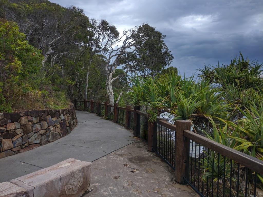 Boiling Pot Lookout | tourist attraction | Coastal Walk, Noosa Heads QLD 4567, Australia | 137468 OR +61 137468