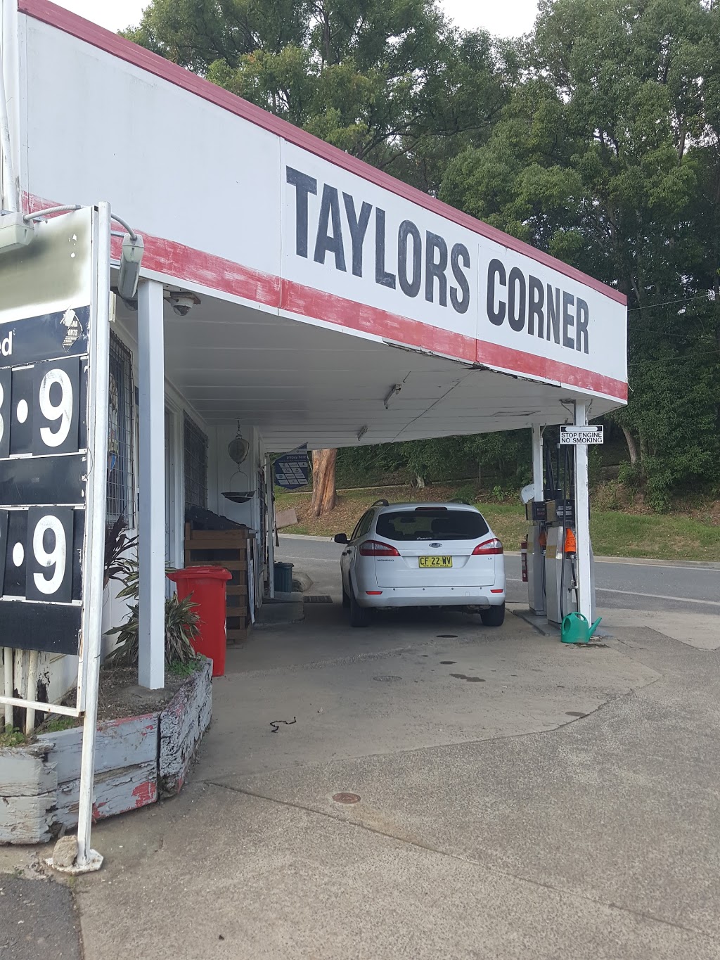 Taylors Corner Service Station | gas station | 89 Ewing St, Murwillumbah NSW 2484, Australia | 0266724988 OR +61 2 6672 4988