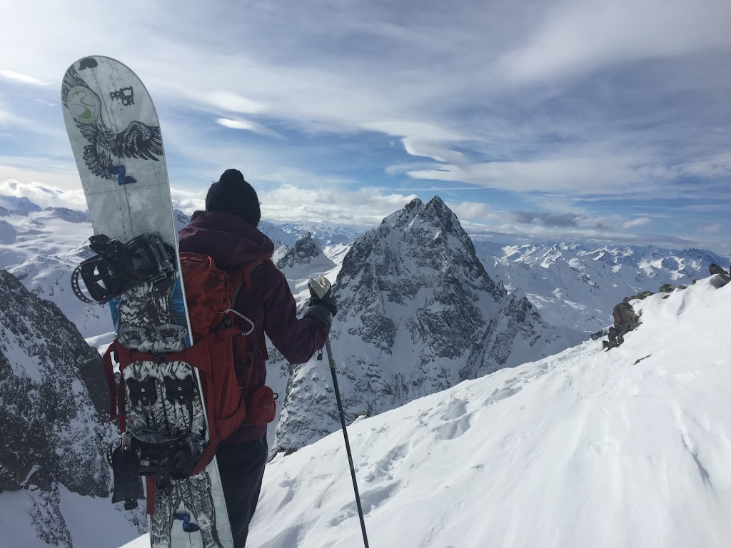 Tirol Sports at Hotham | 42/1 Great Alpine Rd, Hotham Heights VIC 3741, Australia | Phone: (03) 5759 3063