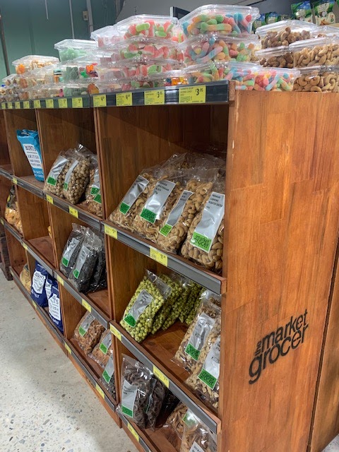 Village Grocer Plus Liquor Wahroonga | Shop 1/178 Fox Valley Rd, Wahroonga NSW 2076, Australia | Phone: (02) 9487 3795