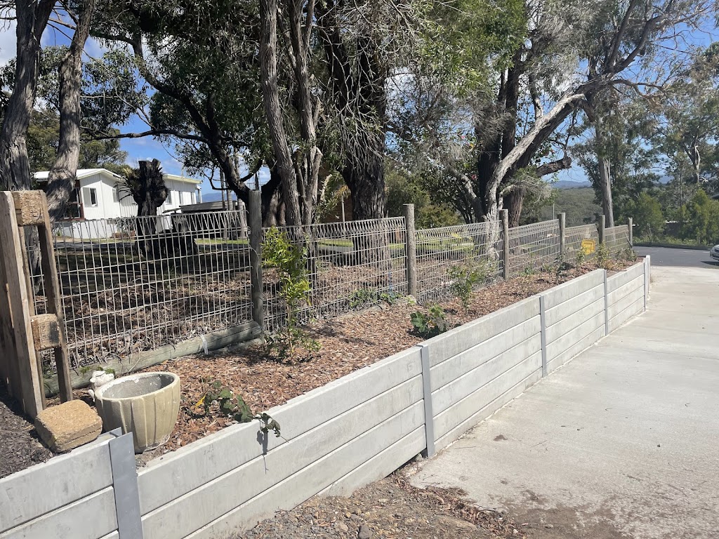 Tomis Bobcat and Excavation | Erie Pl, South Pambula NSW 2549, Australia | Phone: 0447 631 449