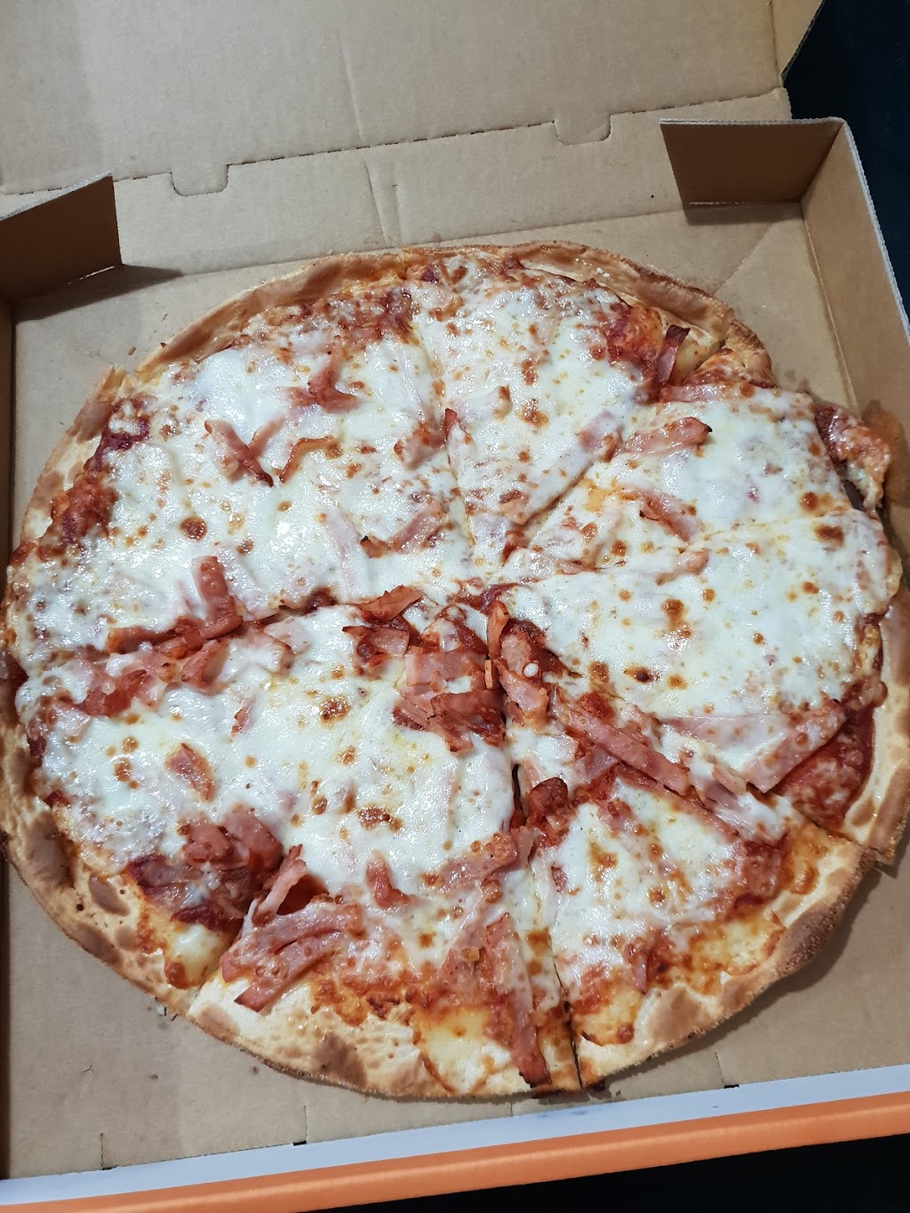 Dominos Pizza Bathurst | 2/4 Stockland Dr, Kelso NSW 2795, Australia | Phone: (02) 6330 4520