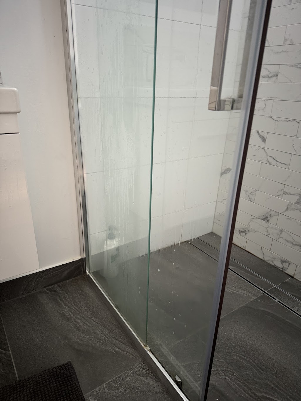 Ameko Cleaning Services | 106 Burns Bay Rd, Lane Cove NSW 2066, Australia | Phone: 0415 669 429