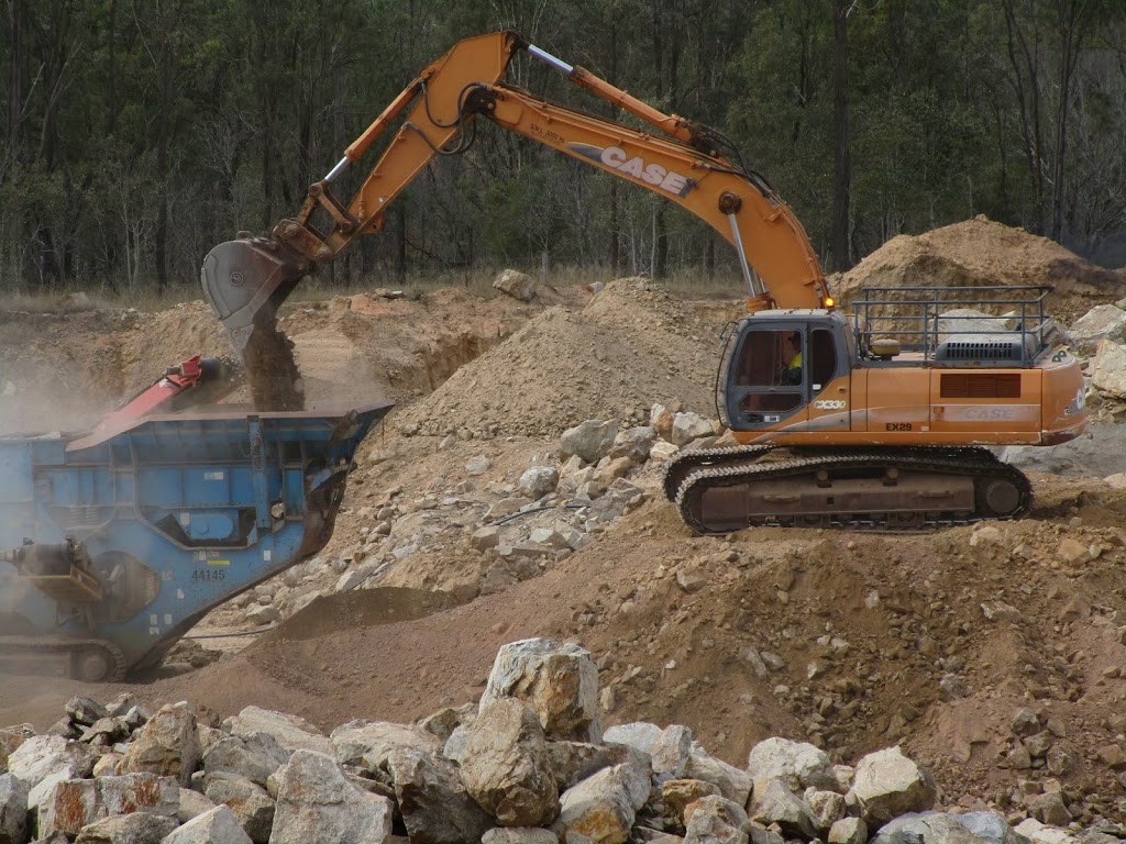 Kingaroy Quarry Supplies - Sand & Gravel | 1304 Wattlegrove Rd, Wattle Grove QLD 4610, Australia | Phone: 0407 718 591