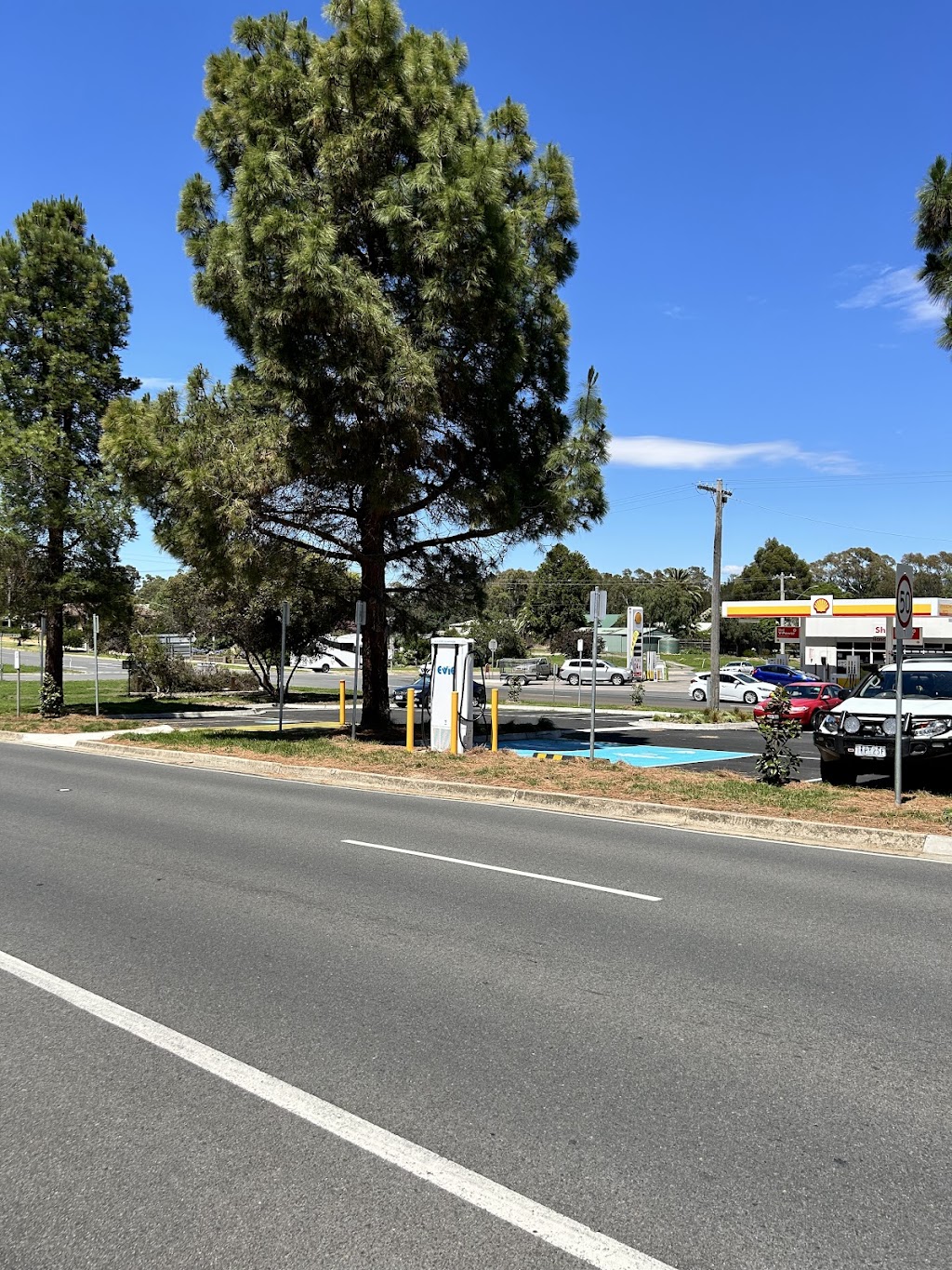 Evie Charging Station | In medium strip, opposite/101 High St, Avoca VIC 3467, Australia | Phone: 1300 463 843