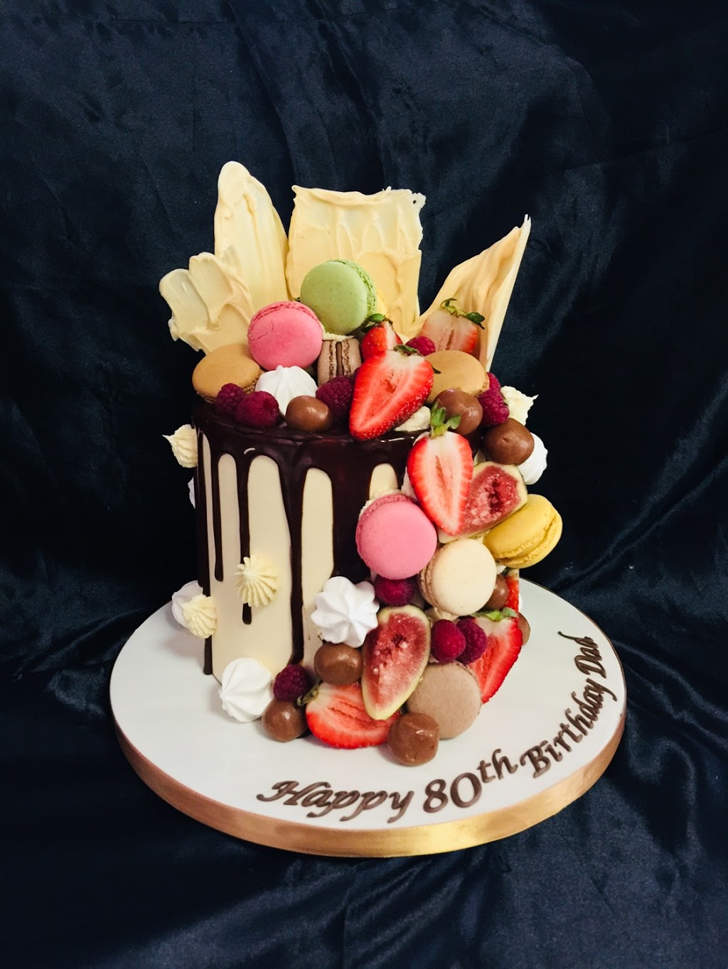 Cakes By Exclusive Designs | 1 Sunflower Cres, Calamvale QLD 4116, Australia | Phone: 0412 700 735