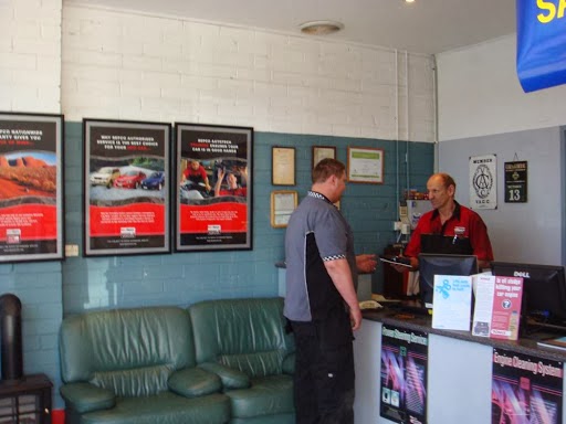 Cologne Motors Pty/Ltd | car repair | 5/4 Canterbury Rd, Braeside VIC 3195, Australia | 0395809045 OR +61 3 9580 9045