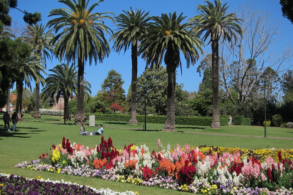 Botanic Garden Apartment, Toowoomba | lodging | 6/3 Lindsay St, East Toowoomba QLD 4350, Australia | 0400058052 OR +61 400 058 052