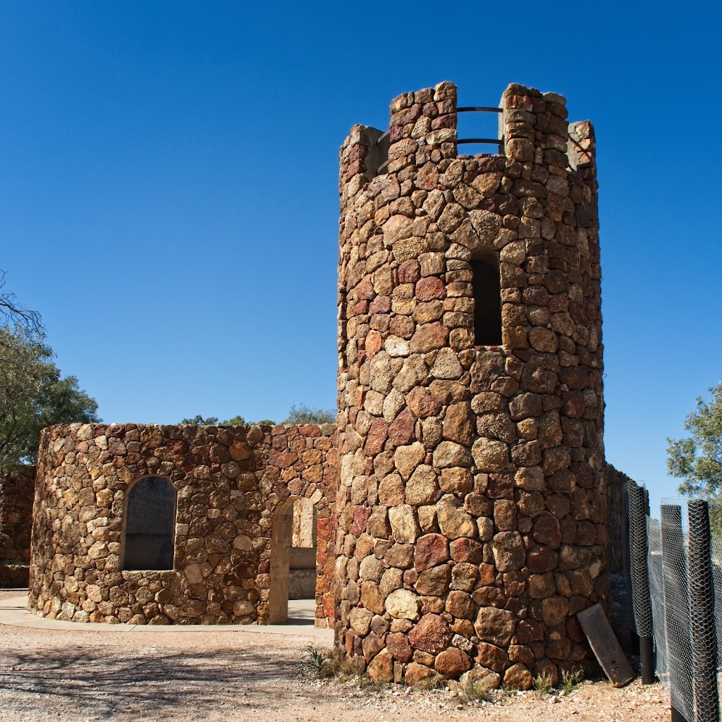 Amigos Castle | tourist attraction | Lot 78 Sunflash St, Lightning Ridge NSW 2834, Australia | 0447307865 OR +61 447 307 865