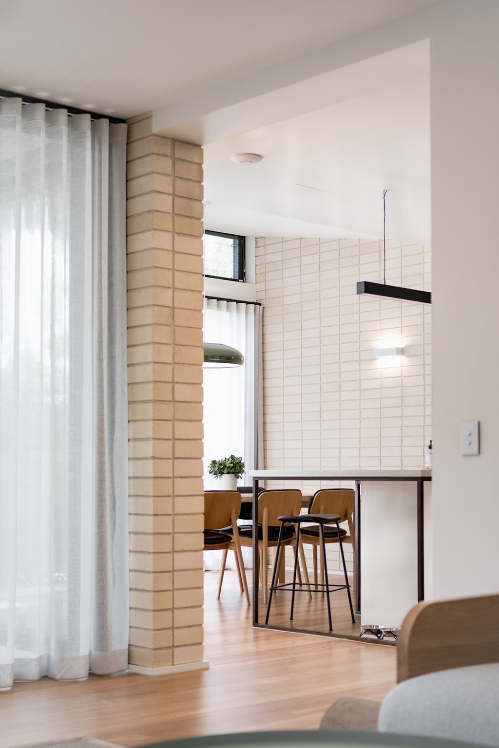 Parker Blinds & Curtains Sydney | 1/13 Louise Ave, Ingleburn NSW 2565, Australia | Phone: 0485 025 606