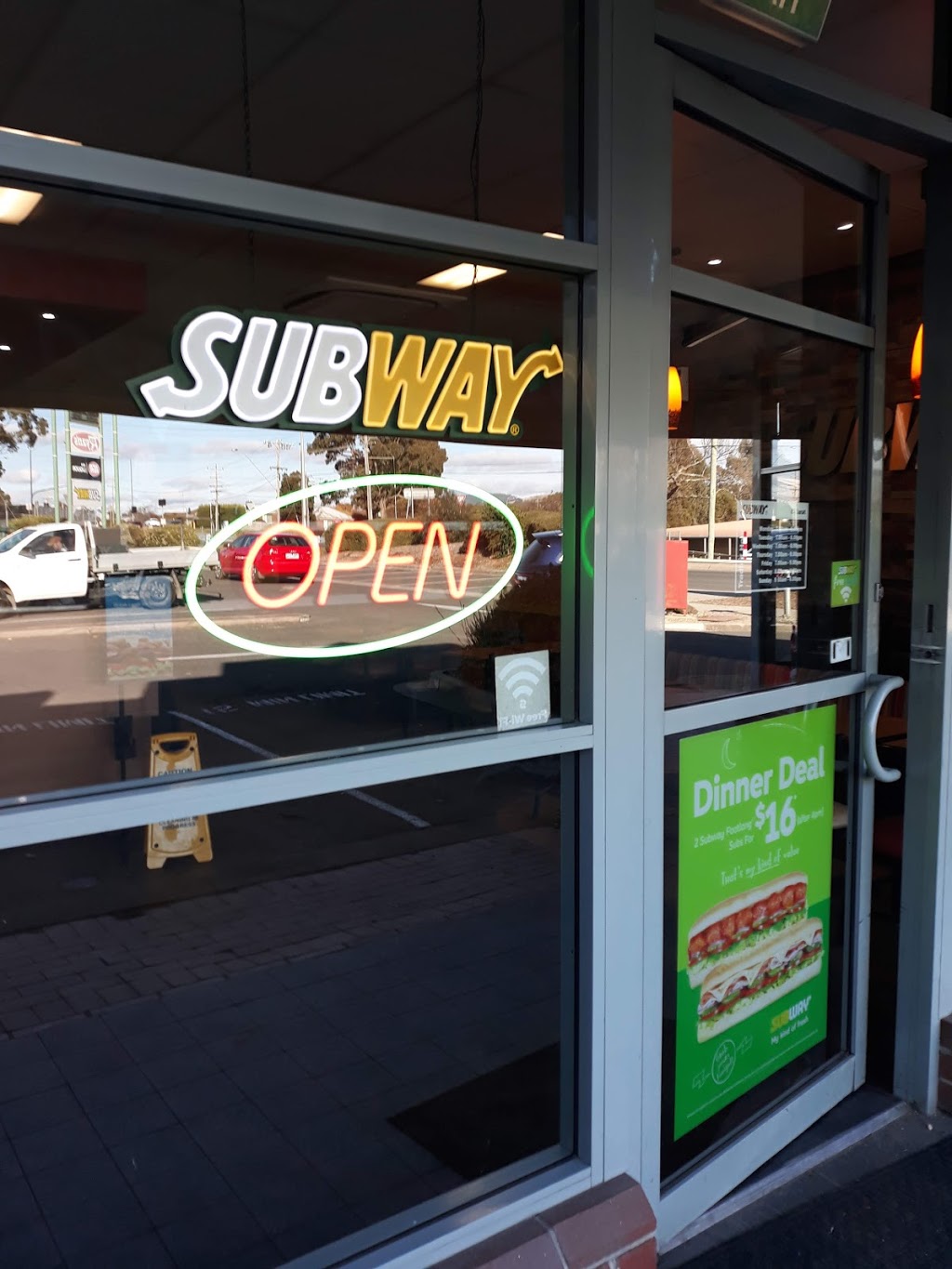 Subway® Restaurant | Shop 11/1172-1174 Geelong Rd, Mount Clear VIC 3350, Australia | Phone: (03) 5330 3619