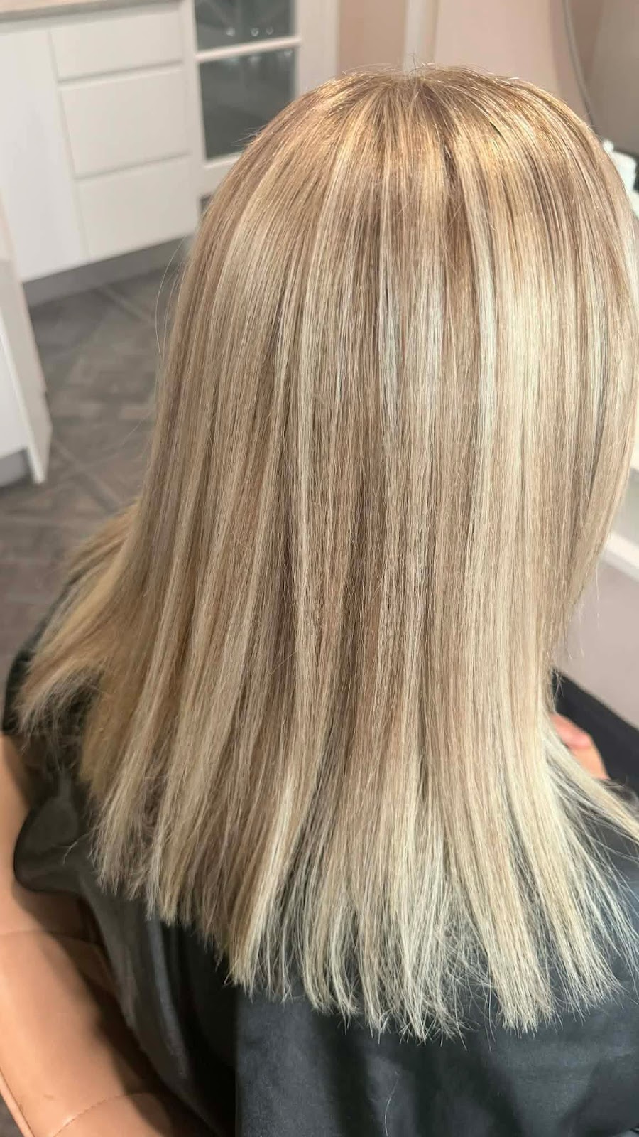 Unique Hair by Lea | 5 Upfield Ln, Catherine Field NSW 2557, Australia | Phone: 0448 949 943