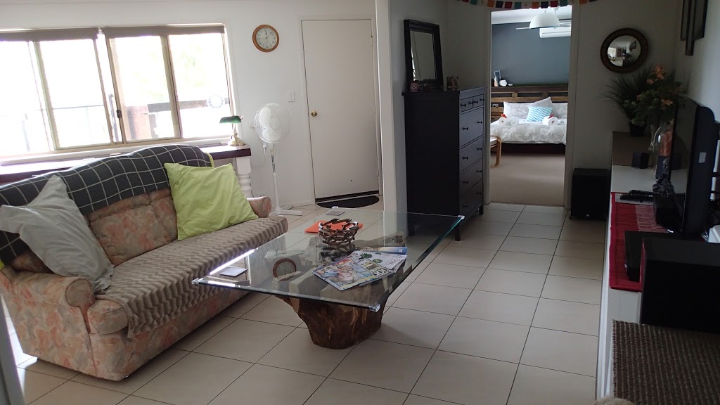 Buderim Apartment with pool | lodging | 49 Hobbs Rd, Buderim QLD 4556, Australia | 0412763496 OR +61 412 763 496