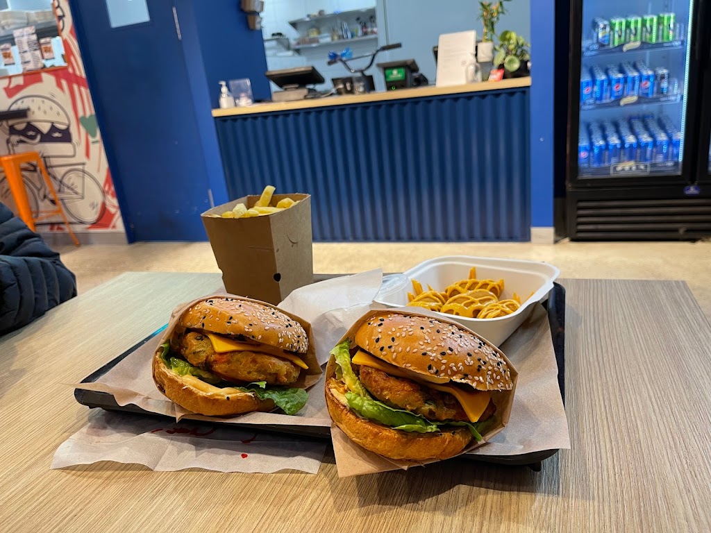 Honker Burger | meal takeaway | Shop 3/28-32 Gap Rd, Sunbury VIC 3429, Australia | 0380019130 OR +61 3 8001 9130