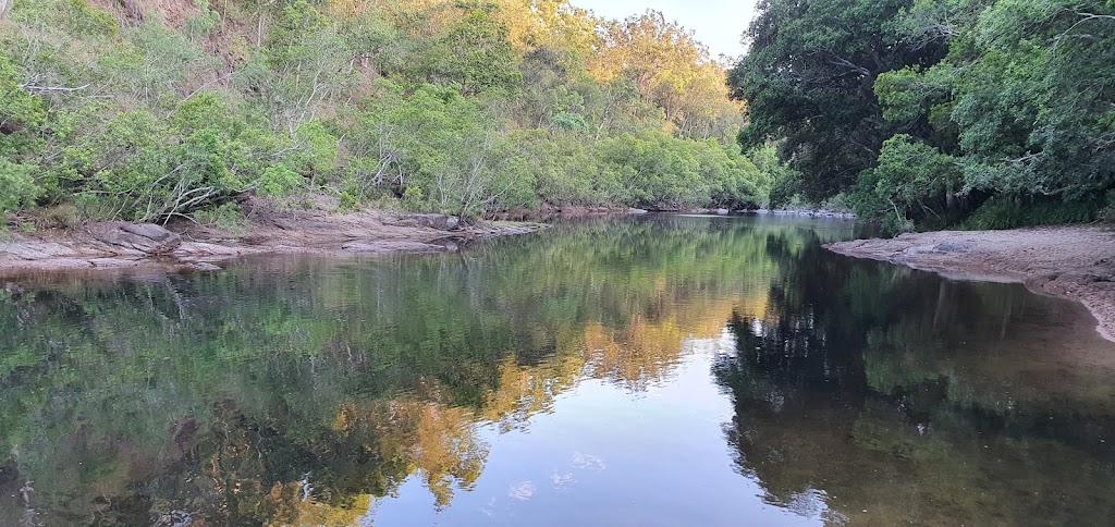 Broadwater Creek Lookout | tourist attraction | Copleys Rd, Abergowrie QLD 4850, Australia | 0747764792 OR +61 7 4776 4792