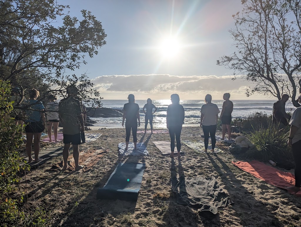 Barefoot Beach Yoga | 375 Blackfellows Point Rd, Potato Point NSW 2545, Australia | Phone: 0427 382 123
