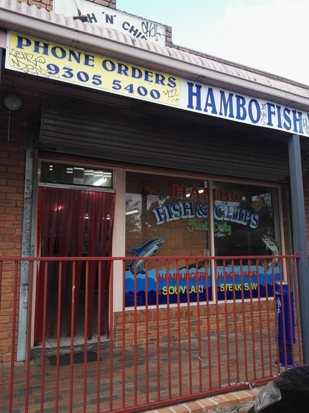 Hambo Fish & Chips | meal takeaway | Shop 6/122 Hothlyn Dr, Craigieburn VIC 3064, Australia | 0393055400 OR +61 3 9305 5400